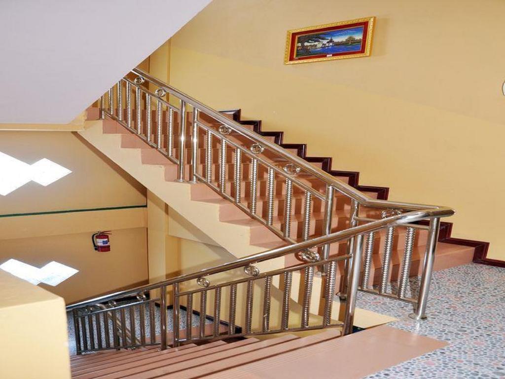 Royal Tulip Hotel Mandalay Ngoại thất bức ảnh